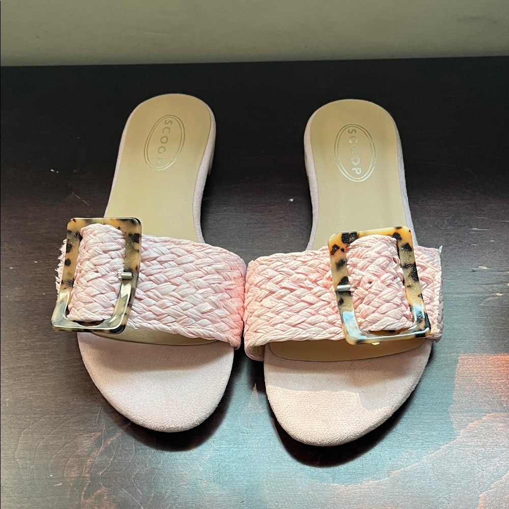 Never worn Scoop pink slides with tortoise buckle. Size 8.